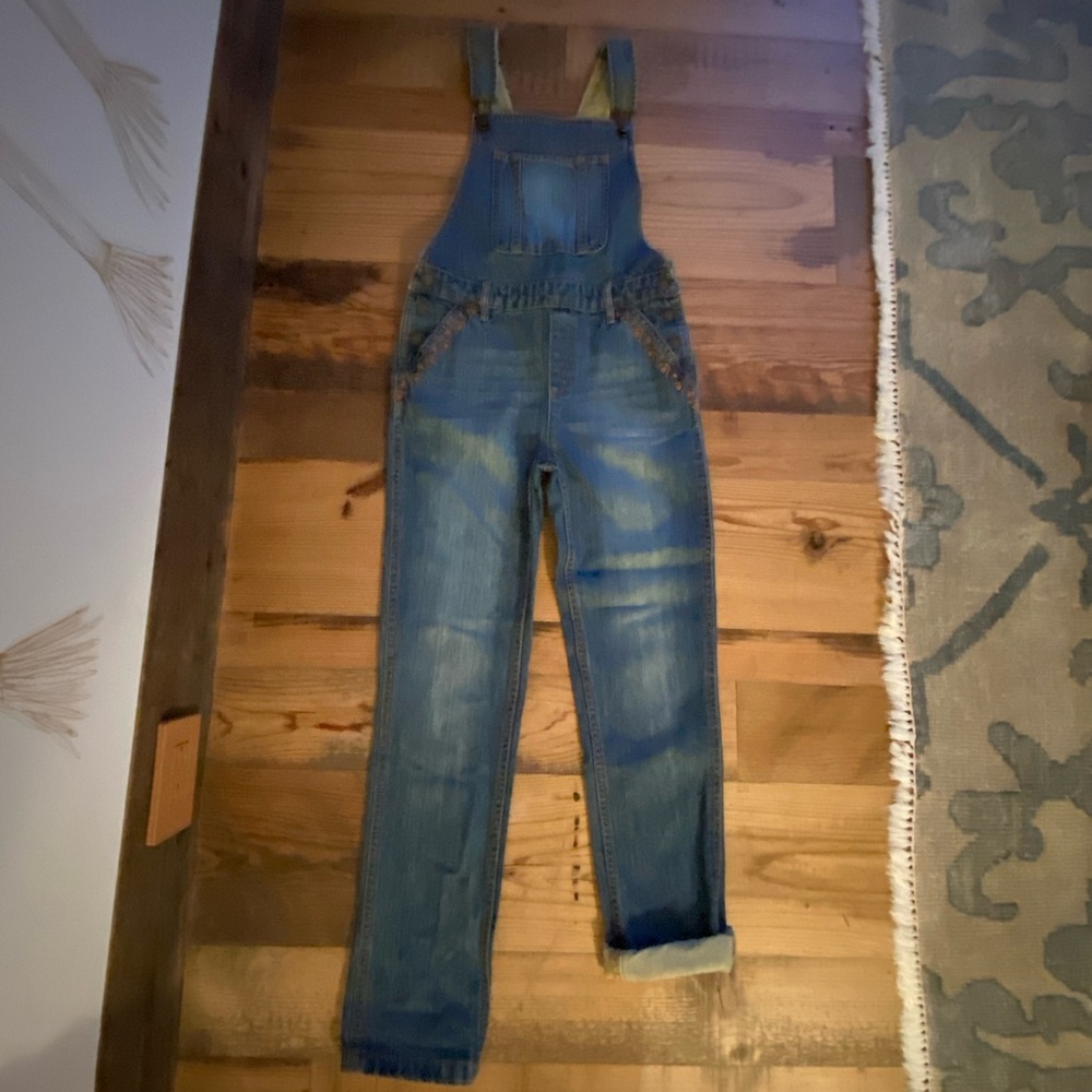 Fatface dungarees with adjustable straps. NWOT